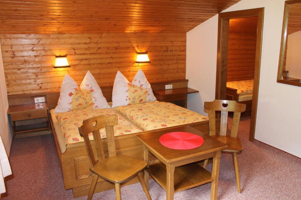 Apartamento Apphaus Sonne Heiligenblut Habitación foto